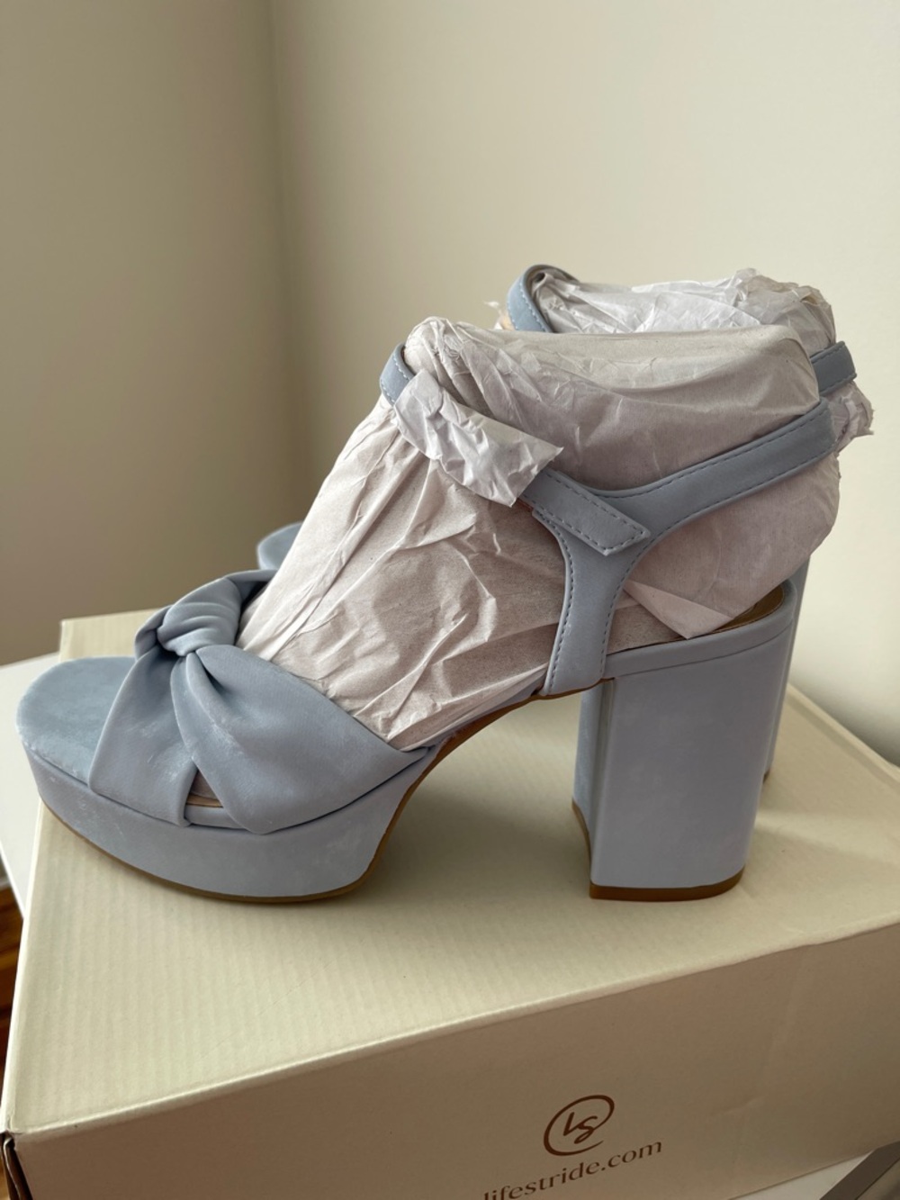 Life Stride Powder Blue Knotted Platform Sandals - Picture 3 of 7